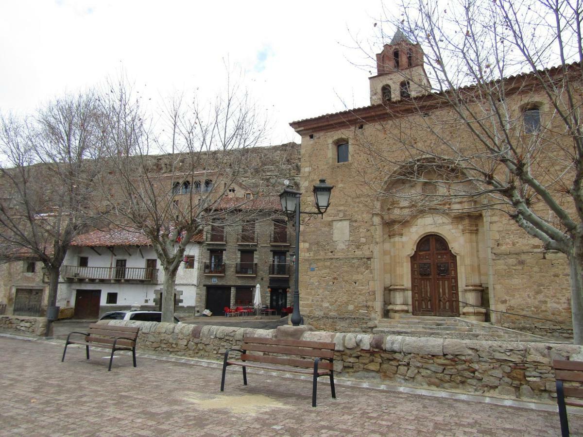 Hostal Paquita Allepuz Luaran gambar